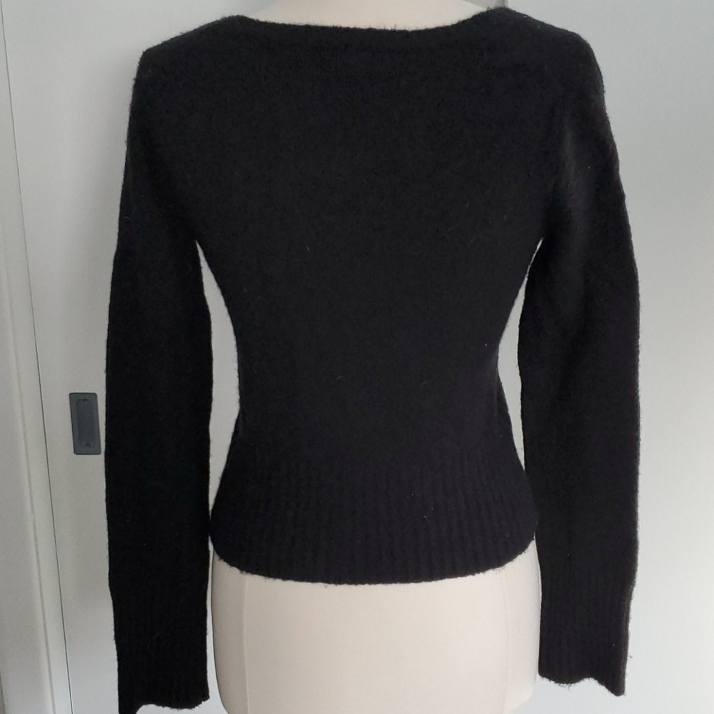 Express Sweater - Picture 2 of 4
